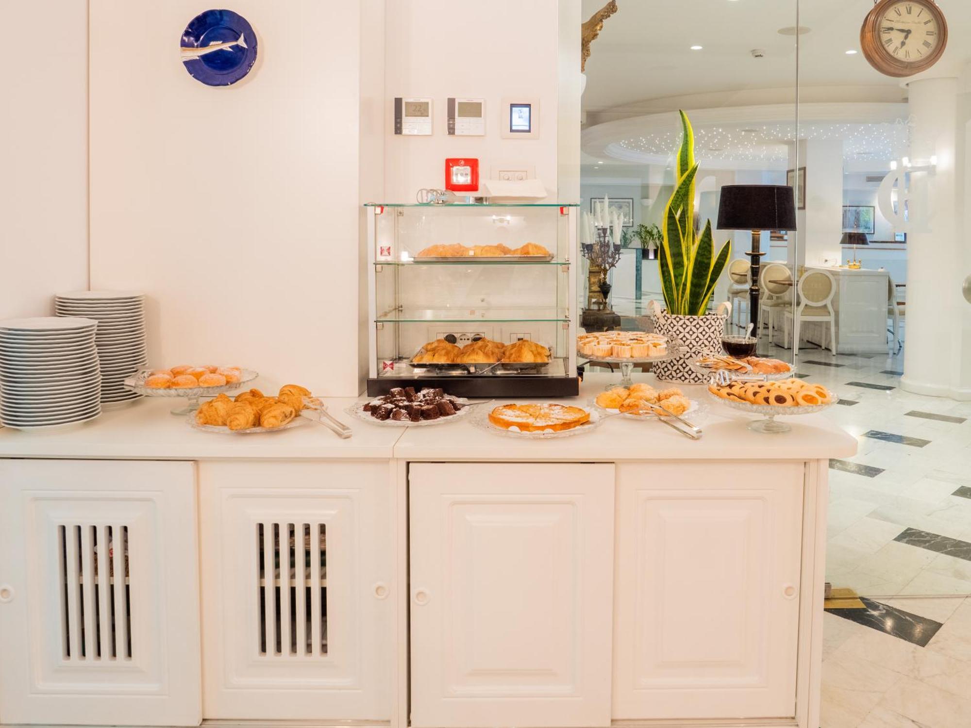 Hotel Central Wellness Sorrento Ngoại thất bức ảnh