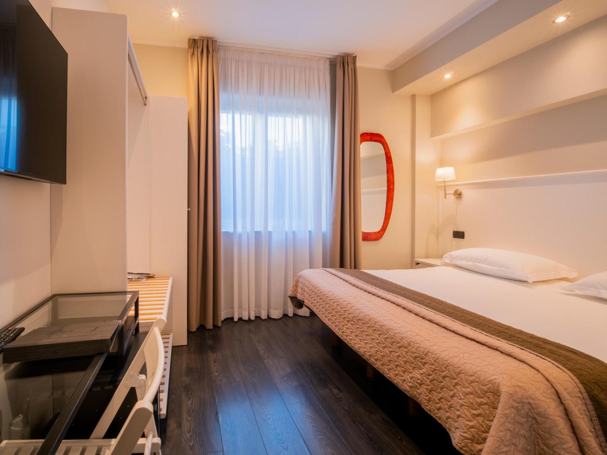 Hotel Central Wellness Sorrento Ngoại thất bức ảnh
