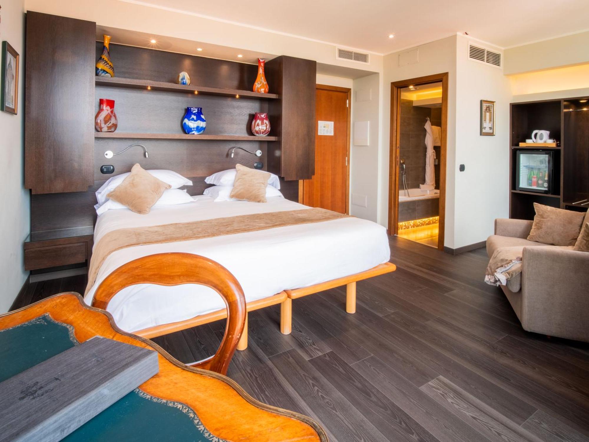 Hotel Central Wellness Sorrento Ngoại thất bức ảnh
