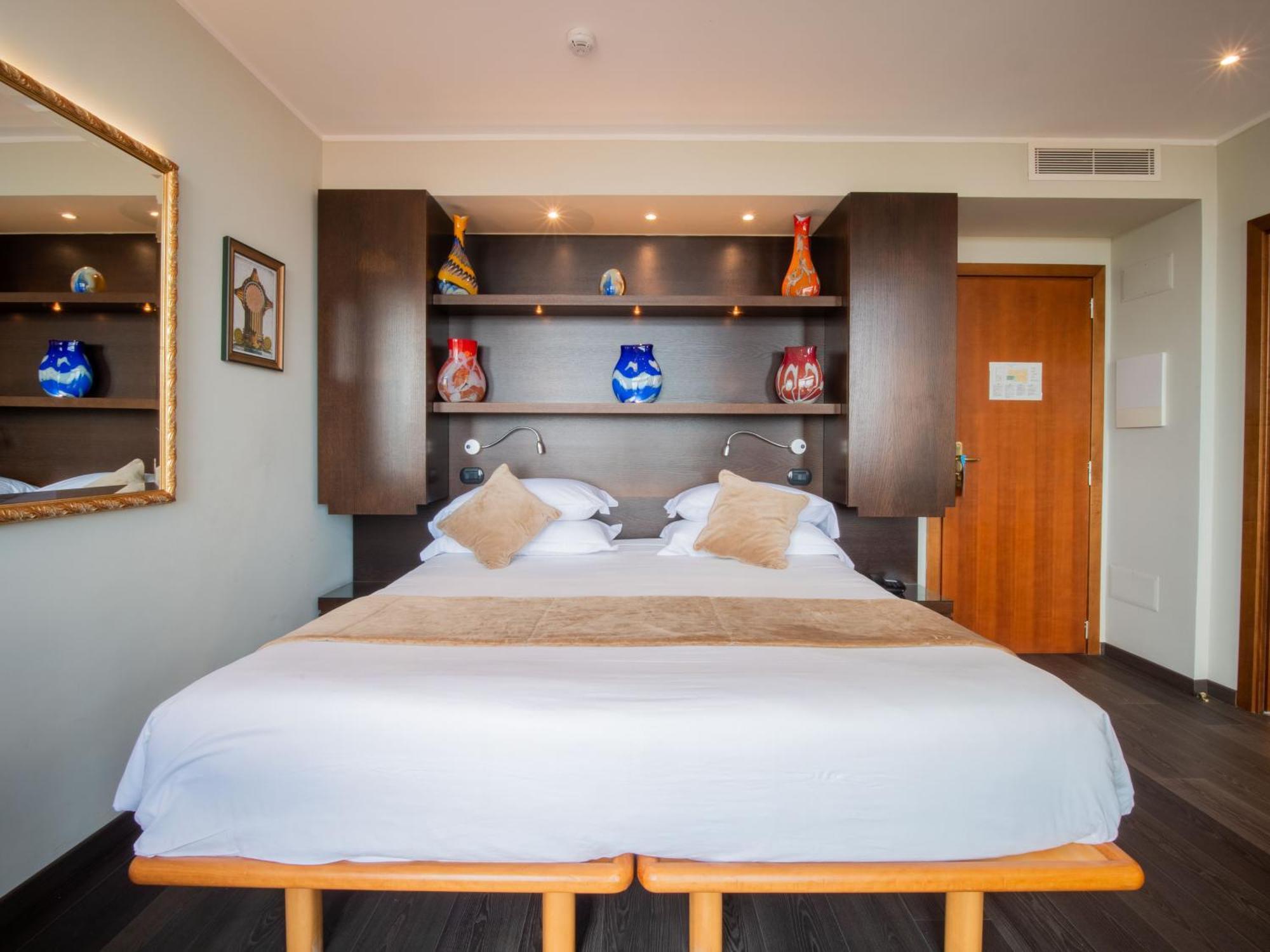 Hotel Central Wellness Sorrento Ngoại thất bức ảnh