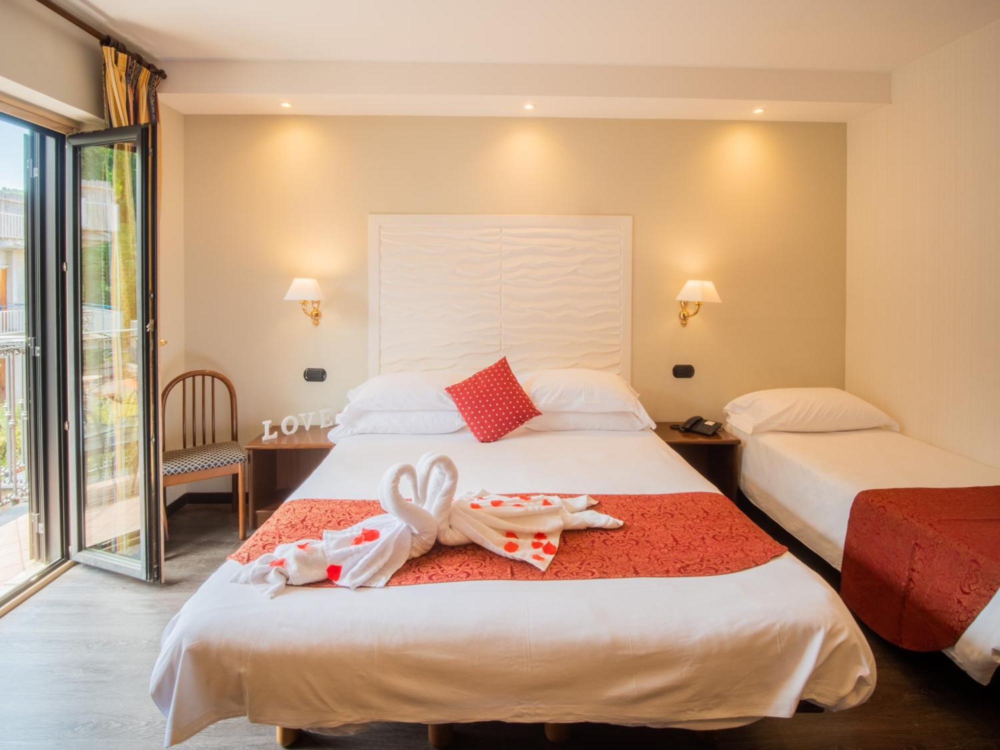 Hotel Central Wellness Sorrento Ngoại thất bức ảnh