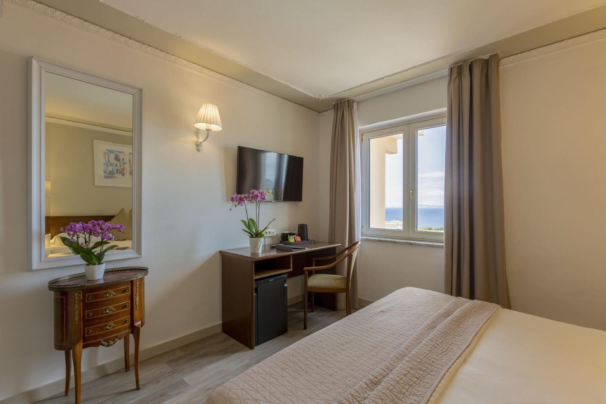 Hotel Central Wellness Sorrento Ngoại thất bức ảnh