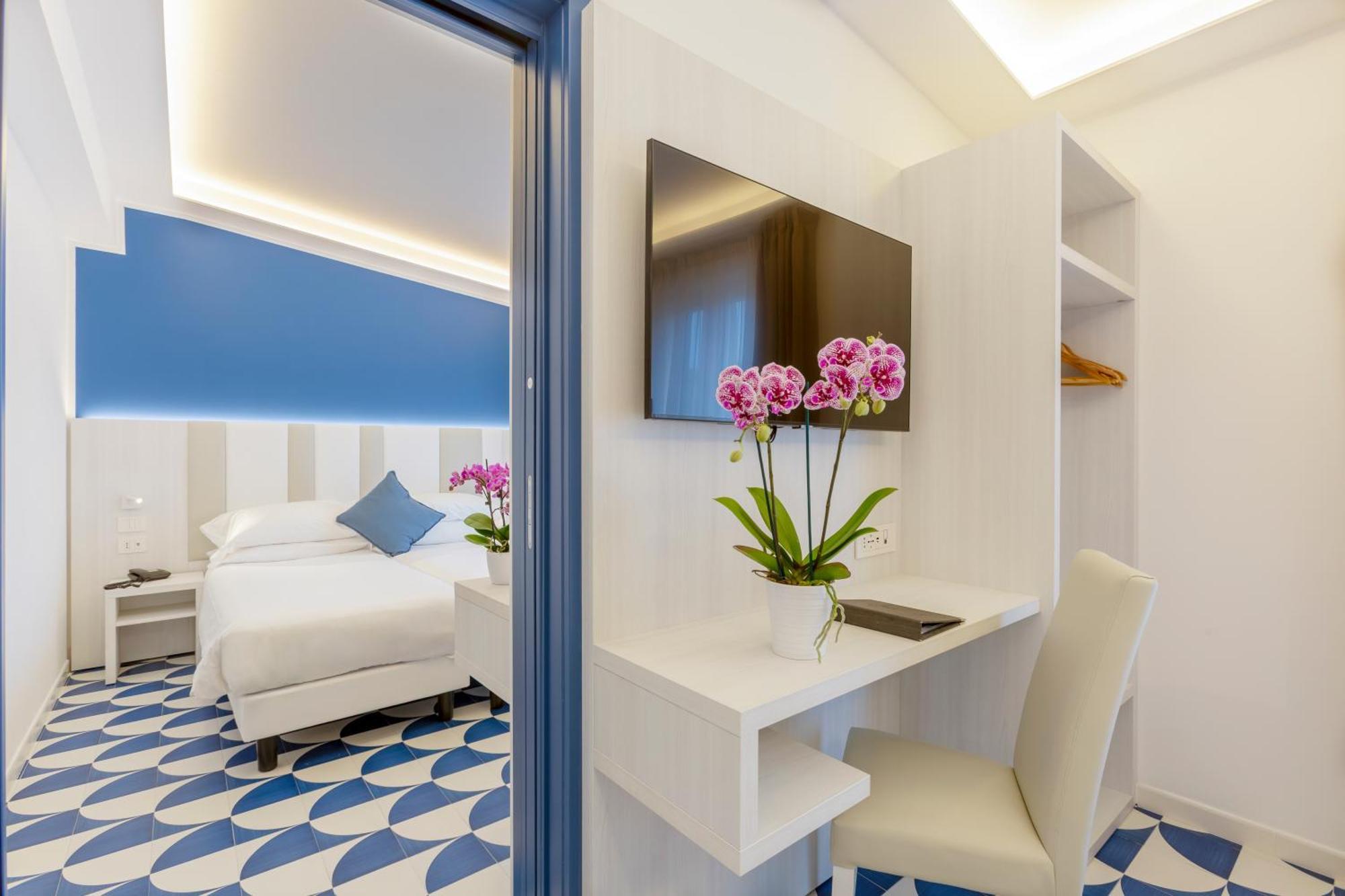 Hotel Central Wellness Sorrento Ngoại thất bức ảnh