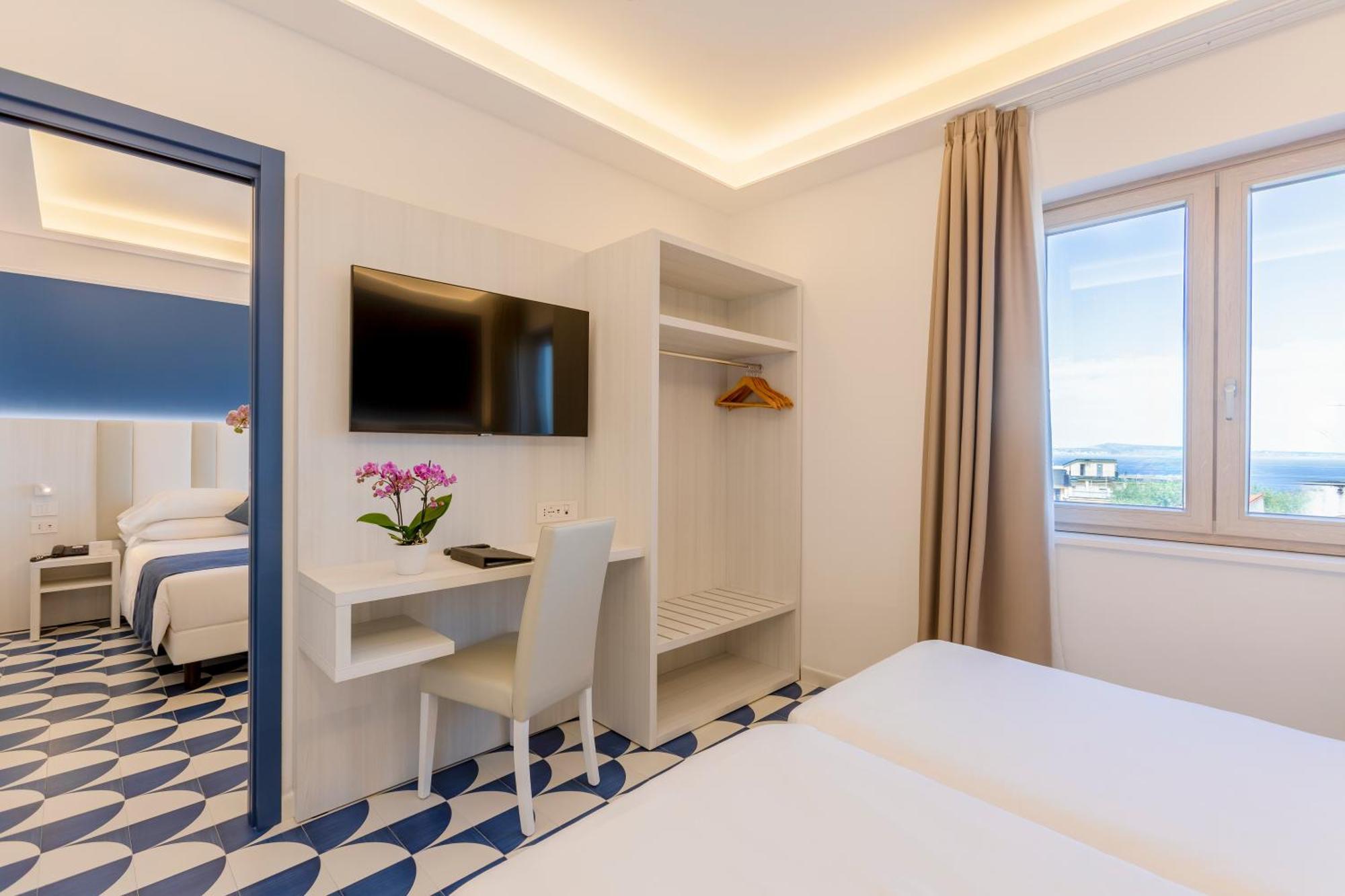 Hotel Central Wellness Sorrento Ngoại thất bức ảnh